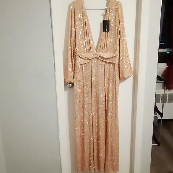 Fashion Nova | Dresses | 2xl Rose Gold Sequin Maxi Dress | Poshmark
